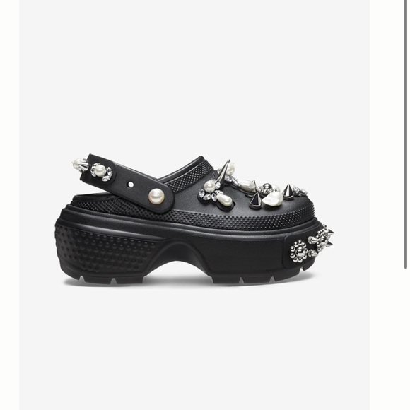 Simone Rocha x crocs stomp clogs shoes w pearl and crystal charms w9 m 7. - Picture 2 of 6